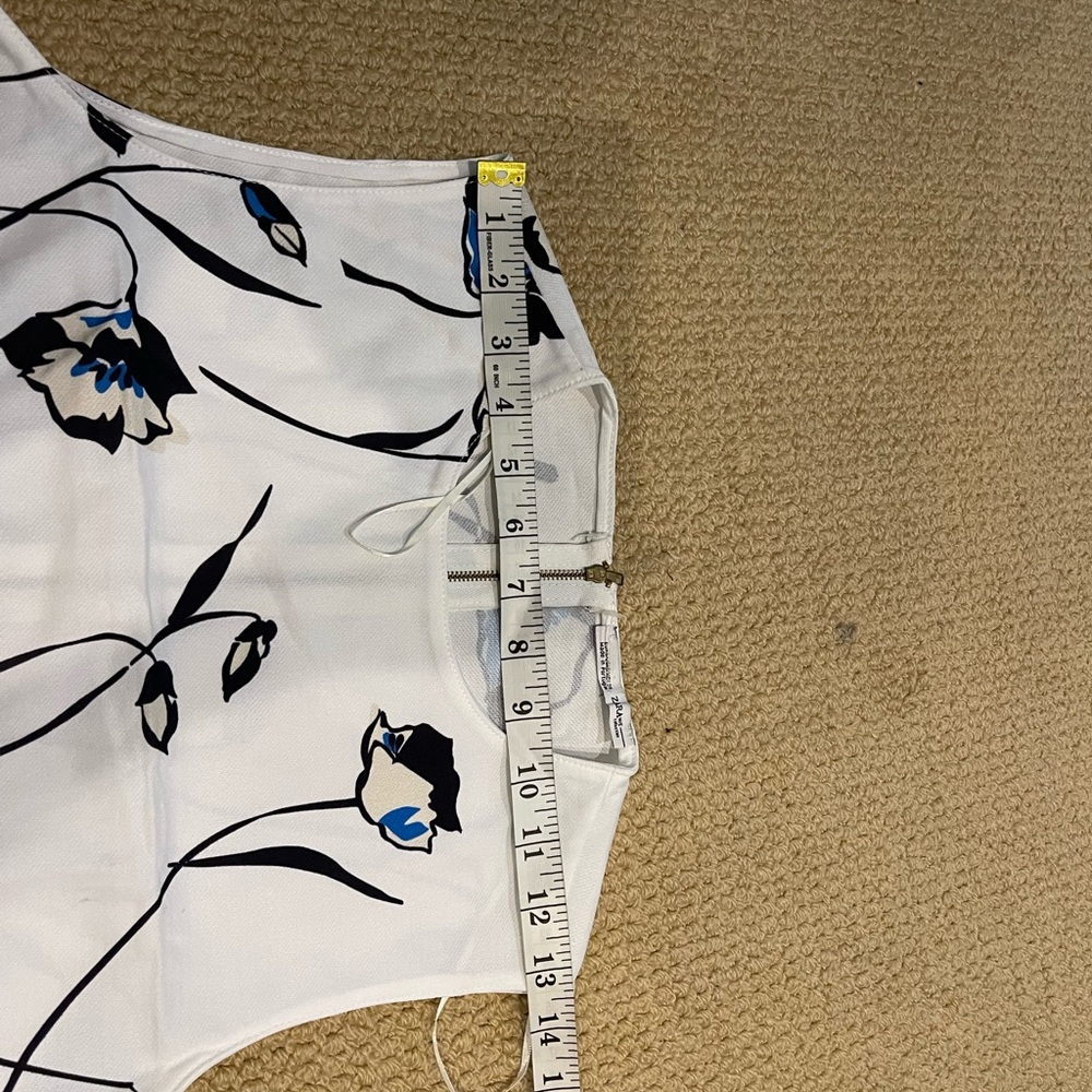 ZARA Crop Top - Picture 4 of 7